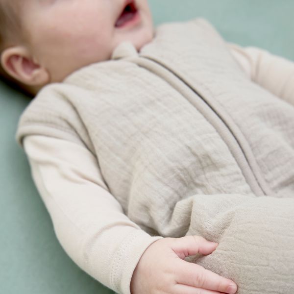 Meyco Baby Uni baby slaapzak gevoerd - pre-washed hydrofiel - greige - 110cm