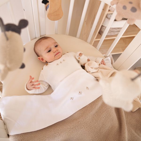 Bamboom 4 Season Hooded Baby Wrap Blanket - 80x80 cm - Vintage Pink Bamboom 4 Season Hooded Baby Wrap Blanket - 80x80 cm - Vintage Pink