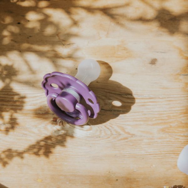 FRIGG Daisy Fopspeen - 0-6 Mnd - 2 Stuks - Latex - Violet Dream / Lilac