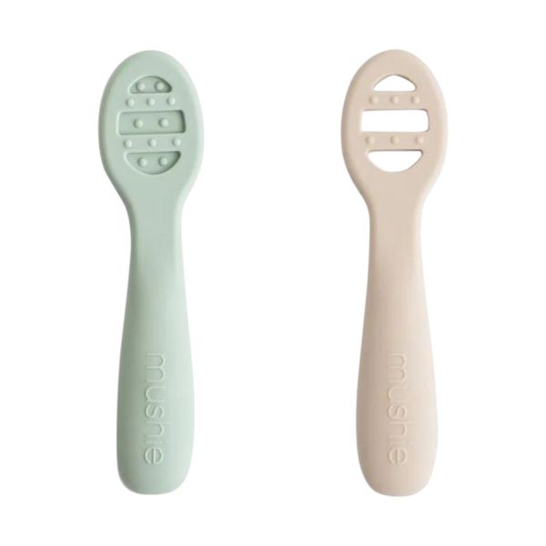 Mushie Baby Lepels 2-Pack - Cambridge Blue/Shifting Sand
