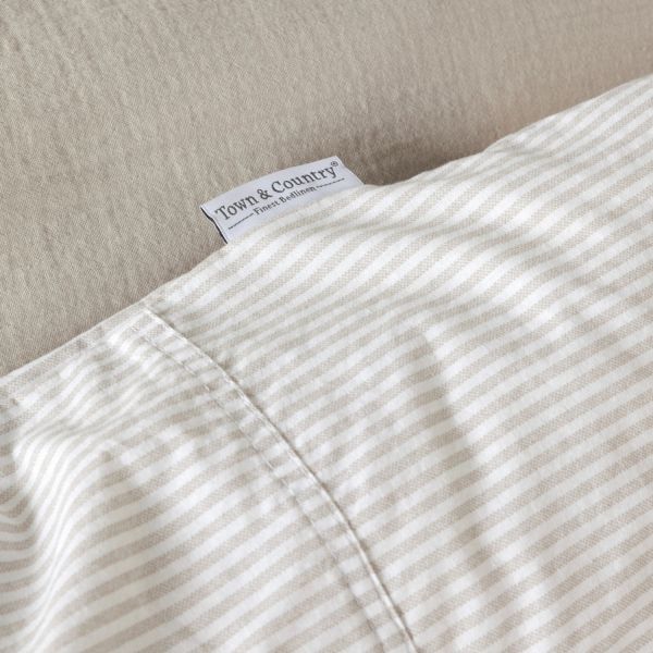 Town & Country Newport Dekbedovertrek - 140 x 220 cm - Stripe - Sand