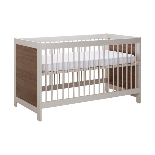 Europe Baby Vittoria III Babykamer Cashmere / Walnoot | Bed 70 x 140 cm + Commode