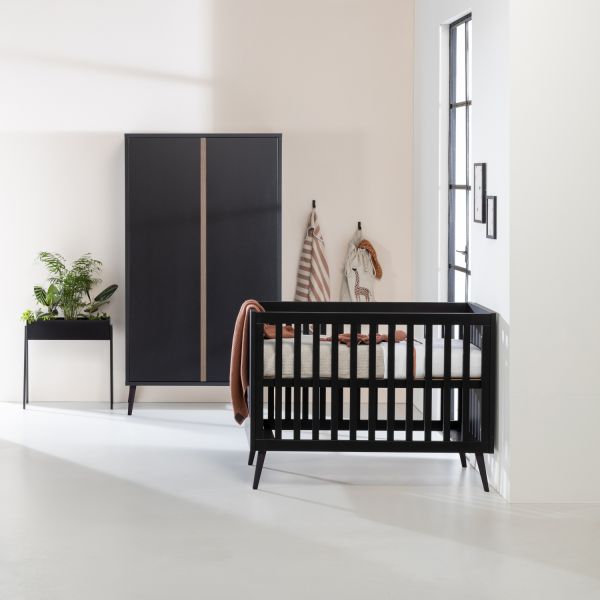Europe Baby Sterre Babykamer Zwart / Oak | Bed 70 x 140 cm + Commode