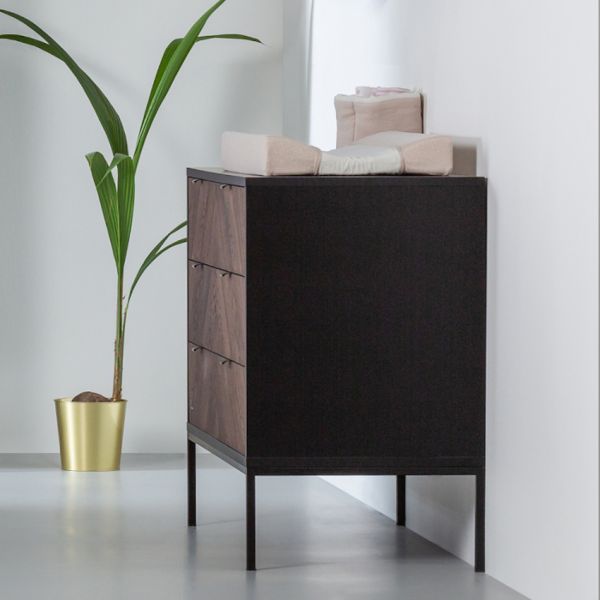Kidsmill Vince Babykamer Black / Walnut | Bed 60 x 120 cm + Commode Breed