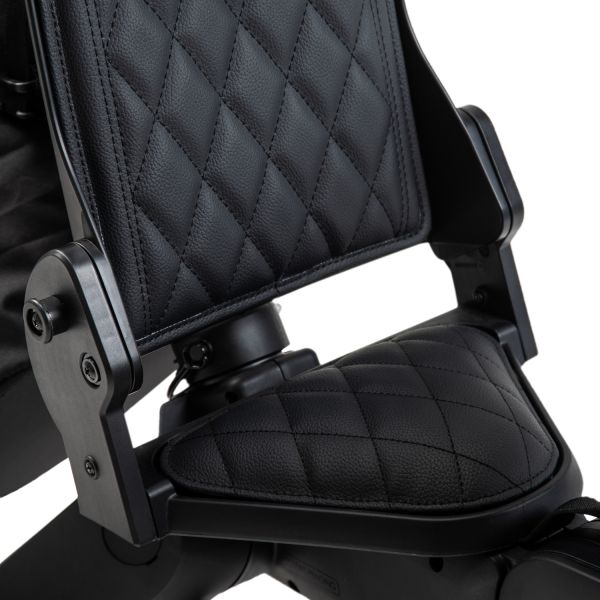 Doona Liki Trike Special Edition Driewieler Just Black