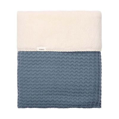 Koeka Oslo Wiegdeken - Maat 100 x 75 - Wafel/Teddy - Bluestone