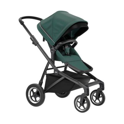 Thule Sleek Kinderwagen On Black