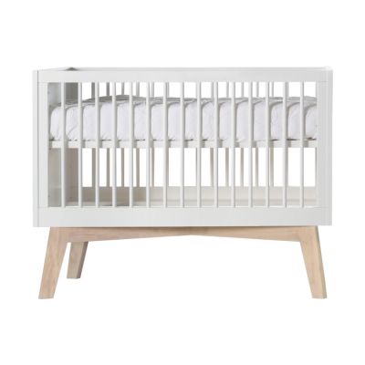 Kidsmill Sixties Babybed Wit Mat / Naturel 70 x 140 cm