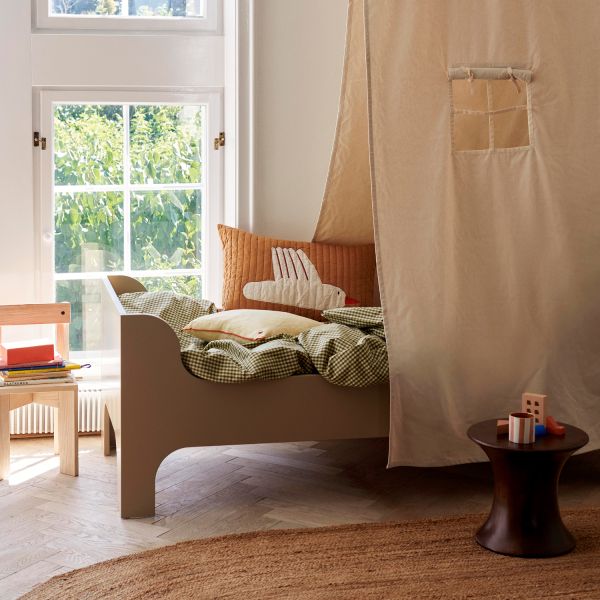 White on sale bed canopy