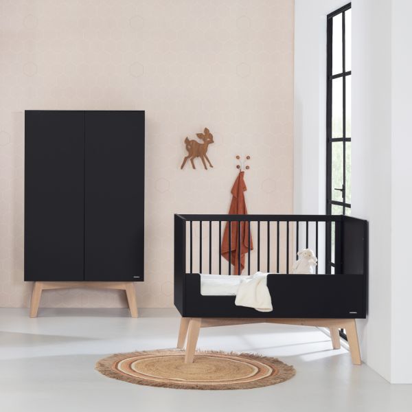 Kidsmill Sixties Babykamer Zwart Mat / Naturel | Bed 60 x 120 cm + Commode